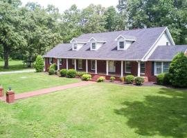 Cedar Grove Inn, vacation rental in Lebanon