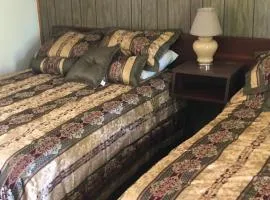 Michael Dee's Motel