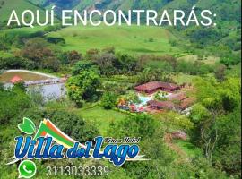 Finca hotel Villa del Lago, hotel v destinaci Hispania