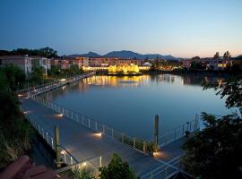 Goélia Mandelieu Riviera Resort, hotel v destinaci Mandelieu-la-Napoule