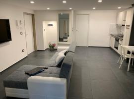 Little Dreams Apartment, отель в Трани