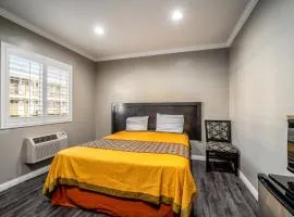 Regency Inn & Suites Downey