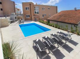 Villa Ilenia, hotel em Murter