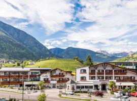 Hotel Clara, hotel u gradu Bresanone