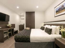 Morphettville Motor Inn, hotel din apropiere 
 de Centrul comercial Castle Plaza, Glenelg