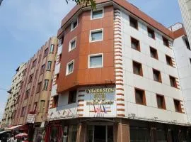 Golden Siyav Hotel