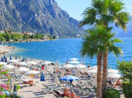 Hotel Leonardo Da Vinci, hotel in Limone sul Garda