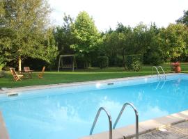 Holiday Home Les Londes by Interhome, hotel in Crouay