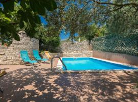 Apartment Ulika by Interhome, hotel en Krnica