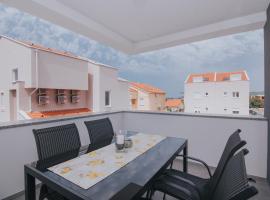 Relax Apartments，位于诺瓦利娅的酒店