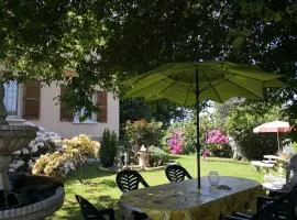 Au Jardin Fleuri