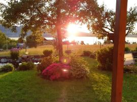 LaWie am Attersee, hotel v destinaci Alexenau