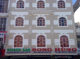 Song Hung Hotel، فندق مع موقف سيارات في C&agrave; Mau