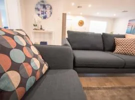 Contemporary ‘Esprit’ with river reserve access