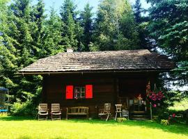 Viesnīca Cozy Log Cabin near Faaker See pilsētā Ledenitzen