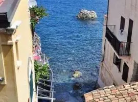 Spendido appartamento - Chianalea di Scilla bagnato dal mare