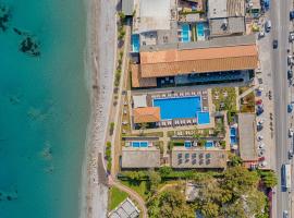Villa Di Mare Seaside Suites, appart'hôtel à Ixia