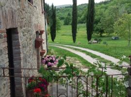 Podere Pian di Cava, hotel en Castelnuovo di Val di Cecina