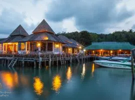 Salakphet Resort