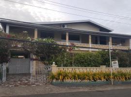 Rainbow Inn, ξενοδοχείο σε Grenville