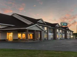 Boarders Inn & Suites by Cobblestone Hotels - Superior/Duluth