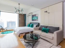 Locals Hotels Golden Lion Square, Hotel in Wangjiacun