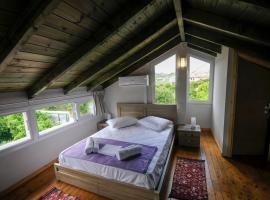 ARTEMIS、エピダウロス古代劇場のホテル