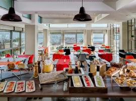 Little Hotel, hotel with hot tubs in Riccione