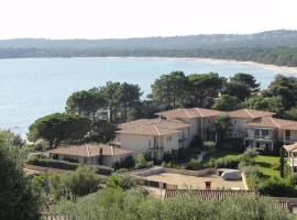 Résidence Coté Plage, hotel di Sainte-Lucie de Porto-Vecchio