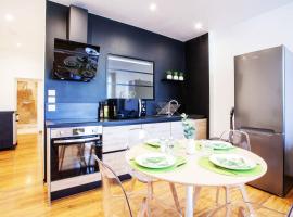 Legend - Le Saint Laurent - Parking - Wifi - 24/7 - cosy, apartment in Saint-Laurent-sur-Saône