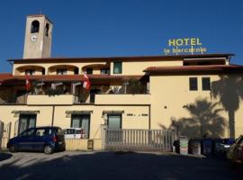 Hotel La Barcarola, hotell i Marina di Campo