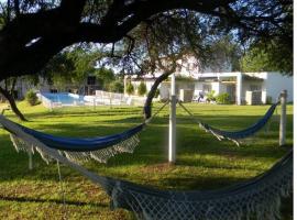 Complejo Colon Village, hotel in Colón