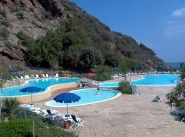 Elba in relax