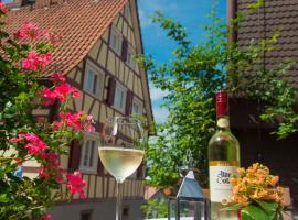 Gästehaus Sonne, hotelli kohteessa Gernsbach