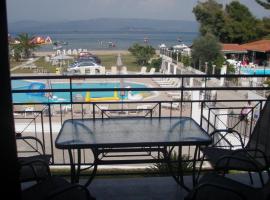 UMBRELLA BEACH APARTMENTs, serviced apartment in Kavos