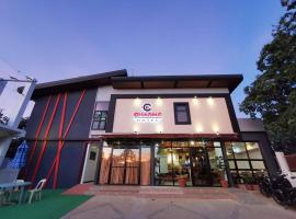Charms Hotel、コロンのホテル