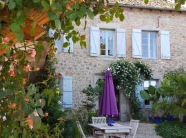 Chambres d’hôtes du Presbytère, homestay in La Bastide-lʼÉvêque