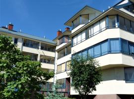 Warszawa Zacisze, apartment in Warsaw