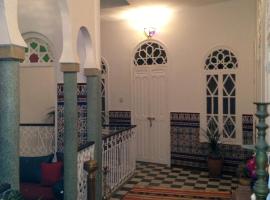 Dar Nakhla Naciria, hôtel à Tanger
