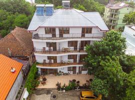 La Papu și Maia, hotel in Eforie Sud