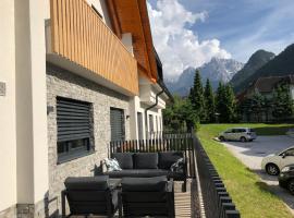 VILA Mojca - APARTMENT PERIDOT - Center, luxe hotel in Kranjska Gora