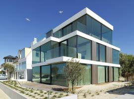 Penthouse La Naturale zeezicht, hotelli kohteessa Zeebrugge lähellä maamerkkiä Zeebrugge Strandin rautatieasema