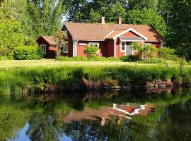 WESTERQVARN, hotel near Stromsholm Palace, Mölntorp