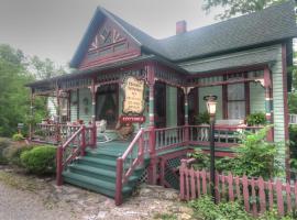 Hidden Springs Bed and Breakfast, sewaan penginapan di Eureka Springs