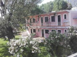 Hotel Luli, vacation rental in Papaj
