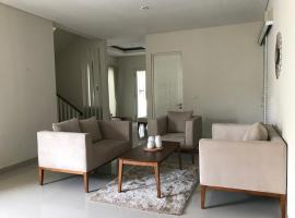요그야카르타에 위치한 호텔 Dipan Guest House Yogyakarta