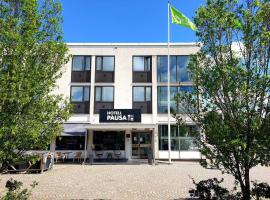 Hotell Pausa, hotel en Klippan