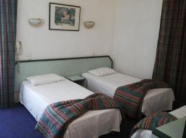 Hôtel de Nevers, hotel in Lourdes