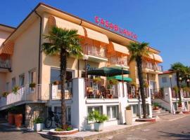 Hotel Casablanca, hotel in Lazise