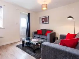 4 bed home, driveway parking ideally located in Latchford, Warrington - Executive St Marys House